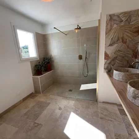 Grande Maison En Garrigue, 12 Personnes, Calme Total Vakantiehuis Saint-Martin-de-Londres