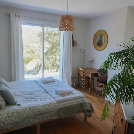 Grande Maison En Garrigue, 12 Personnes, Calme Total *