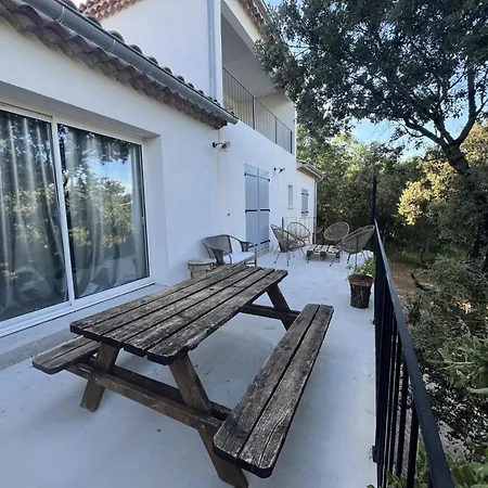 Vakantiehuis Grande Maison En Garrigue, 12 Personnes, Calme Total Saint-Martin-de-Londres